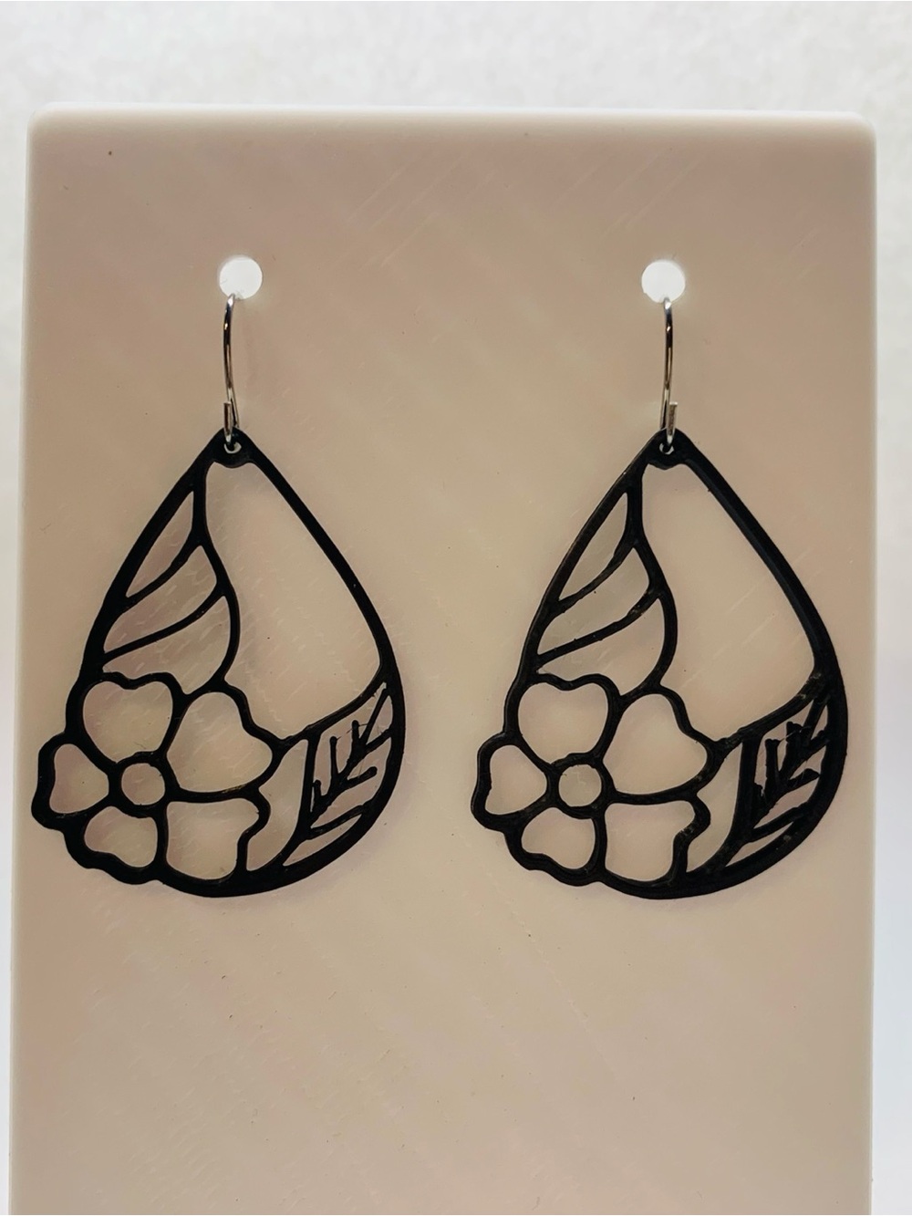 Black Floral Teardrop Dangle Earrings - Unbranded